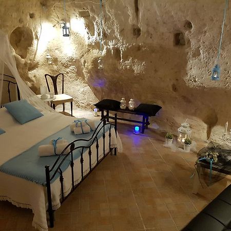 Апартаменты La Grotta Nel Barisano Матера Экстерьер фото